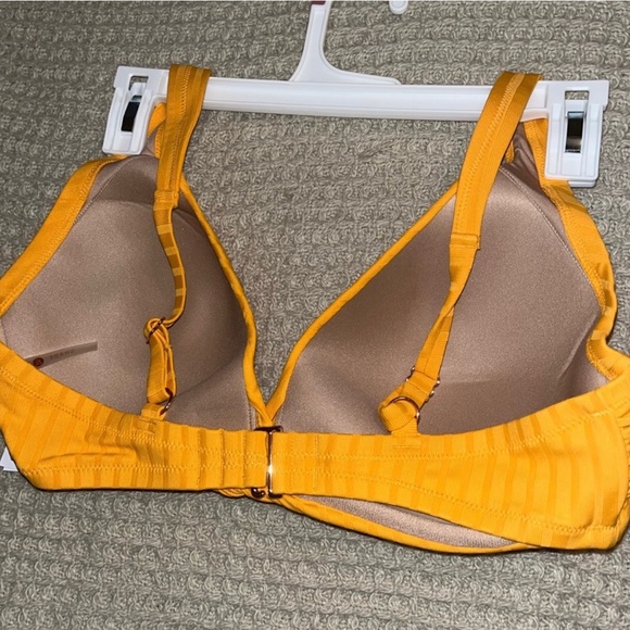 NWT, Shade & Shore Women’s Swim Top, Size 38D, Yellow Color - Picture 8 of 8